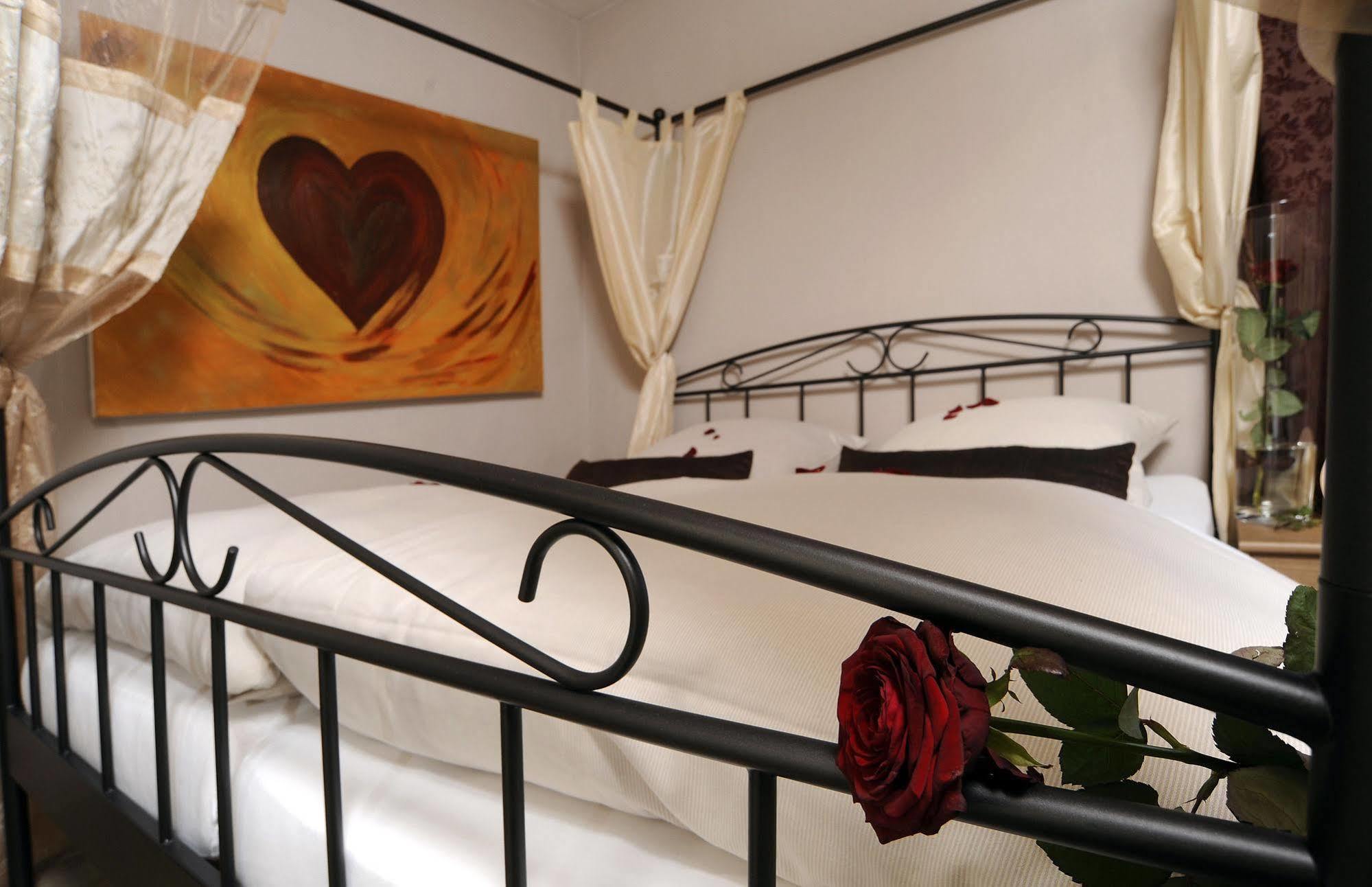 Boutique Hotel Viva Creativo Hannover Ngoại thất bức ảnh